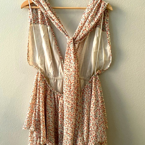 Vici floral tiered maxi dress, halter neck, medium - Picture 4 of 5